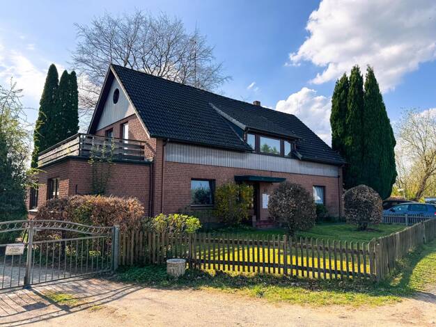 Mehrfamilienhaus zum Kauf als Kapitalanlage geeignet 465.000 € 302 m² 1.020 m² Grundstück teilbar ab 302 m² Hoisdorf Hoisdorf 22955