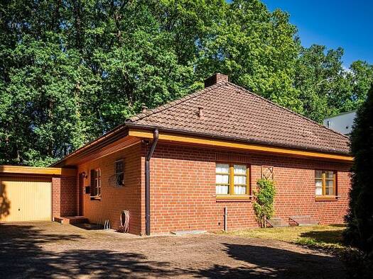 Bungalow zum Kauf 665.000 € 3 Zimmer 128 m² 617 m² Grundstück Rantzaustraße 7 Ahrensburg 22926