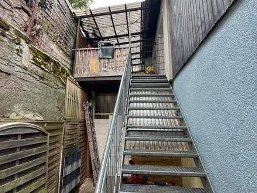 Mehrfamilienhaus zum Kauf 249.000 € 6 Zimmer 124 m² 943 m² Grundstück Dansenberg Kaiserslautern 67661