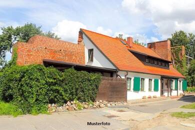 Einfamilienhaus zum Kauf 161.000 € 330 m² 1.676 m² Grundstück Werna Ellrich 99755
