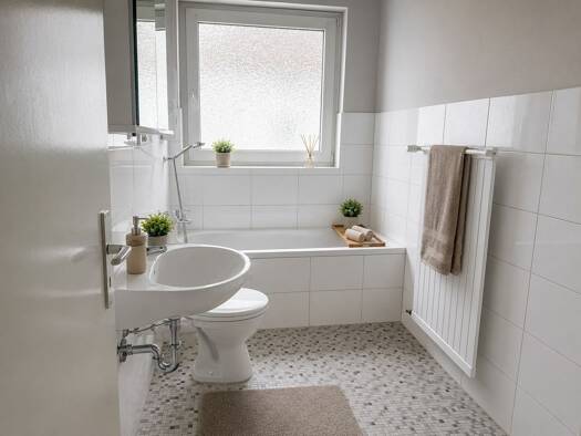 Wohnung zum Kauf 90.500 € 3 Zimmer 78 m² 3. Geschoss Essentho Marsberg 34431