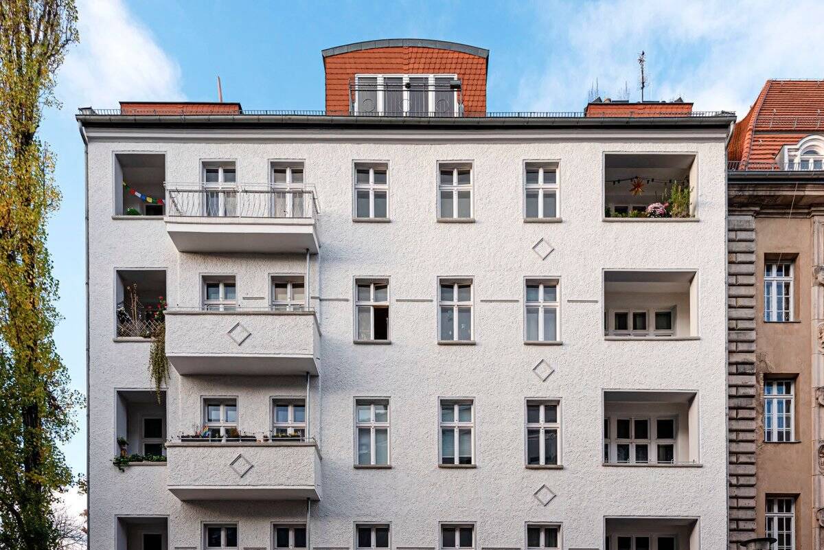 2 Zimmer mit *Balkon*: Gründerzeit-Wohnung im beliebten Friedrichshain - nahe Volkspark! – Eckertstraße 17, 10249 Berlin – Vorschaubild 28