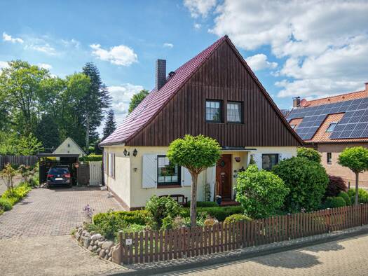 Einfamilienhaus zum Kauf 237.000 € 5 Zimmer 130 m² 1.421 m² Grundstück Schulweg 6 Hasselhorst Lohheide 29303