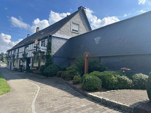 Restaurant zum Kauf 12.500 m² Grundstück Nuttlar Bestwig 59909