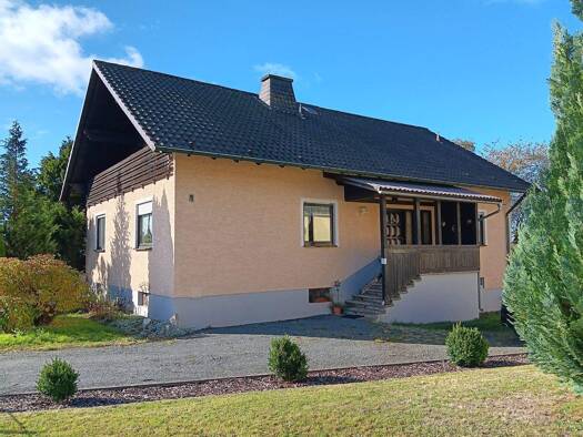 Einfamilienhaus zum Kauf 199.000 € 4 Zimmer 112 m² 949 m² Grundstück frei ab sofort Eibenberg Wilhelmsthal 96352