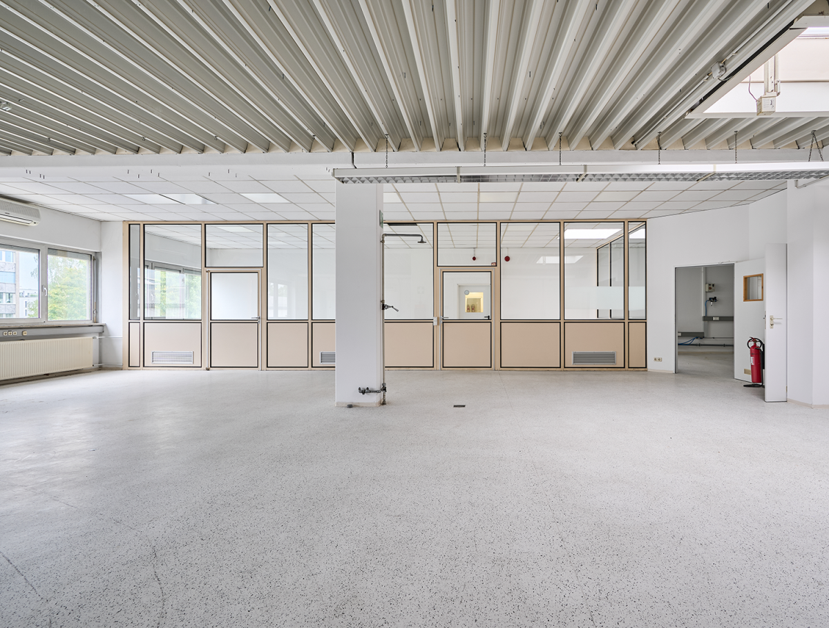 Lagerhalle zur Miete 10,10 € 207,5 m²<br/>Lagerfläche ab 207,5 m²<br/>Teilbarkeit Brunhamstraße 21 Aubing-Süd München 81249