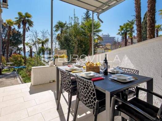 Wohnung zur Miete 1.350 € 2 Zimmer 80 m² Opatija Centar