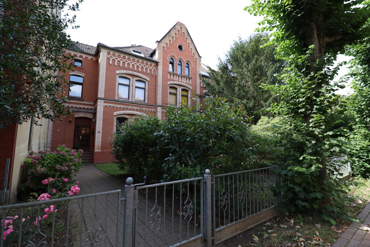 Wohnung zum Kauf 162.500 € 5 Zimmer 125 m²<br/>Wohnfläche 1.<br/>Geschoss Juleum Helmstedt 38350