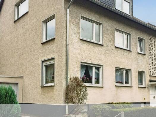 Wohnung zur Miete 960 € 2,5 Zimmer 87 m² 1. Geschoss frei ab 01.12.2026 Siegburg Siegburg 53721