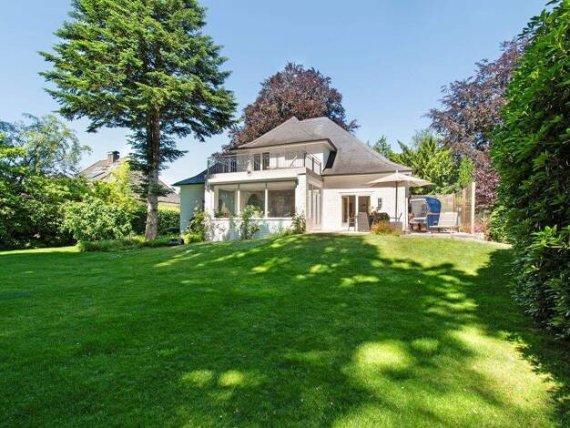 Einfamilienhaus zum Kauf 2.195.000 € 7 Zimmer 270 m² 1.850 m² Grundstück Wellingsbüttel Hamburg 22391