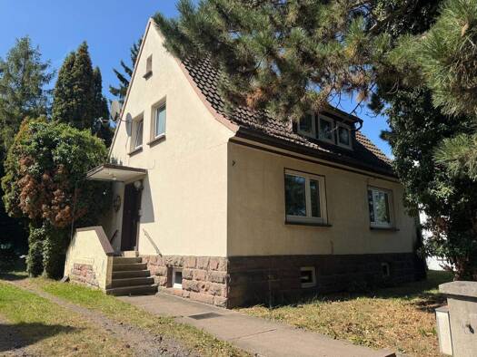 Haus zum Kauf 225.000 € 4 Zimmer 103 m² 800 m² Grundstück Witzenhausen 37213