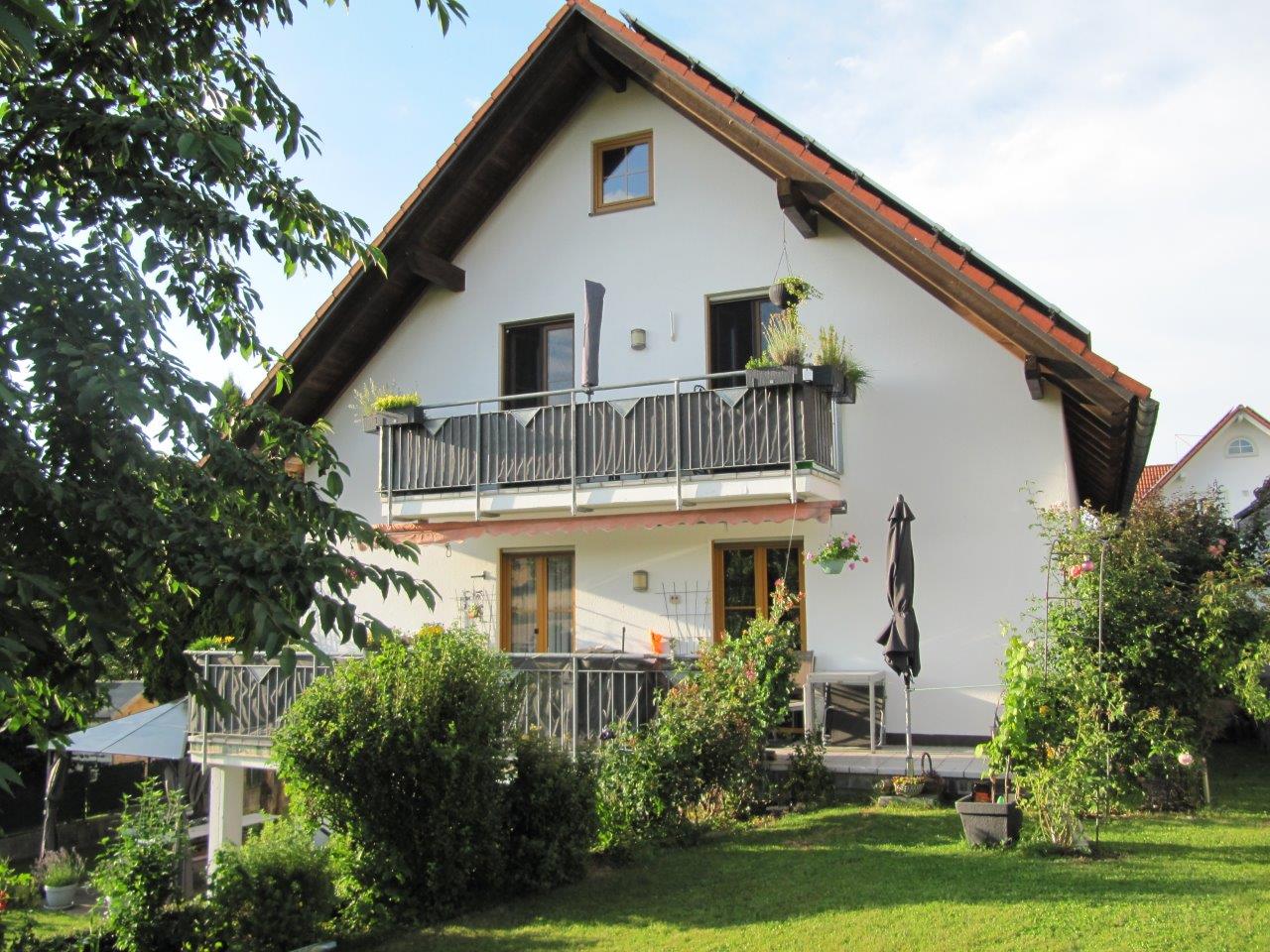 Mehrfamilienhaus zum Kauf 11 Zimmer 258 m²<br/>Wohnfläche 637 m²<br/>Grundstück ab sofort<br/>Verfügbarkeit Rudelzhausen Rudelzhausen 84104