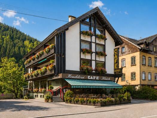 Restaurant zum Kauf 446,1 m² Gastrofläche 570 m² Grundstück Höfen an der Enz 75339