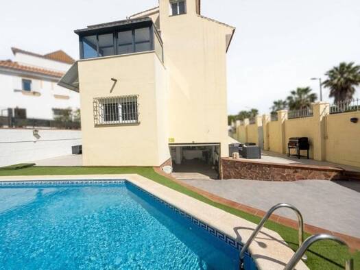 Chalet zum Kauf 940.000 € 5 Zimmer 296 m² Torremolinos 29620
