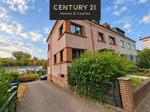 Doppelhaushälfte zum Kauf 199.000 € 8 Zimmer 223 m² 726 m² Grundstück Lautzkirchen Blieskastel 66440