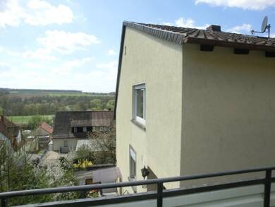 Haus zum Kauf 172.000 € 7 Zimmer 174 m² 374 m² Grundstück Schonungen Schonungen 97453