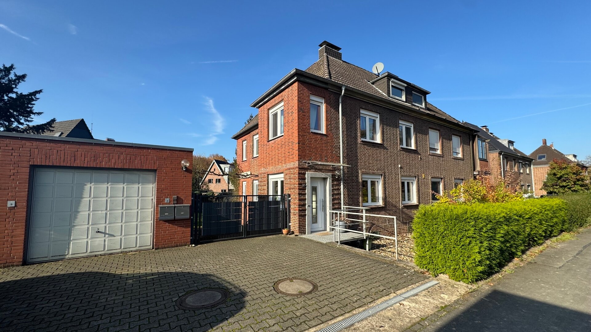 Doppelhaushälfte zum Kauf 945.000 € 7 Zimmer 177 m²<br/>Wohnfläche 525 m²<br/>Grundstück Wittlaer Düsseldorf / Wittlaer 40489