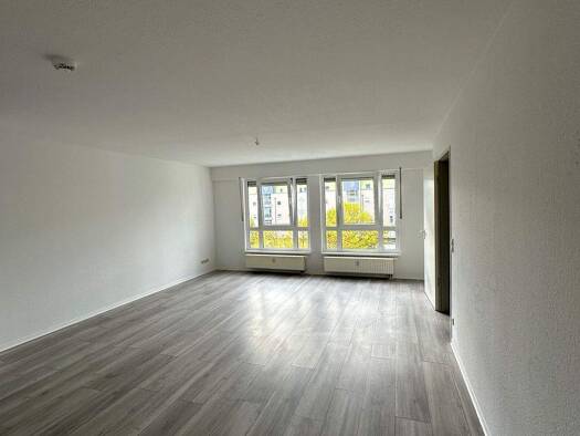Wohnung zur Miete 837 € 4 Zimmer 121,2 m² 3. Geschoss Marktplatz 3 Großkugel Kabelsketal 06184