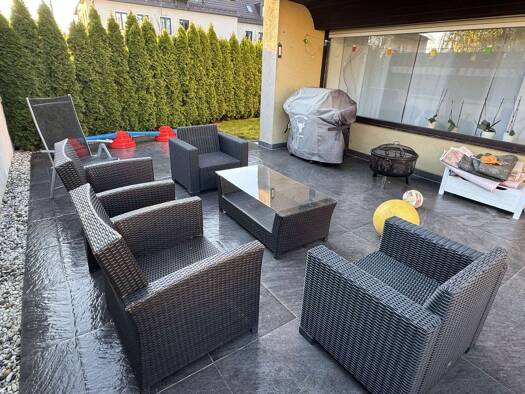 Wohnung zur Miete 800 € 3,5 Zimmer 106 m² Geschoss 1/2 frei ab sofort Bezirksstraße 34 Lohhof Unterschleißheim 85716