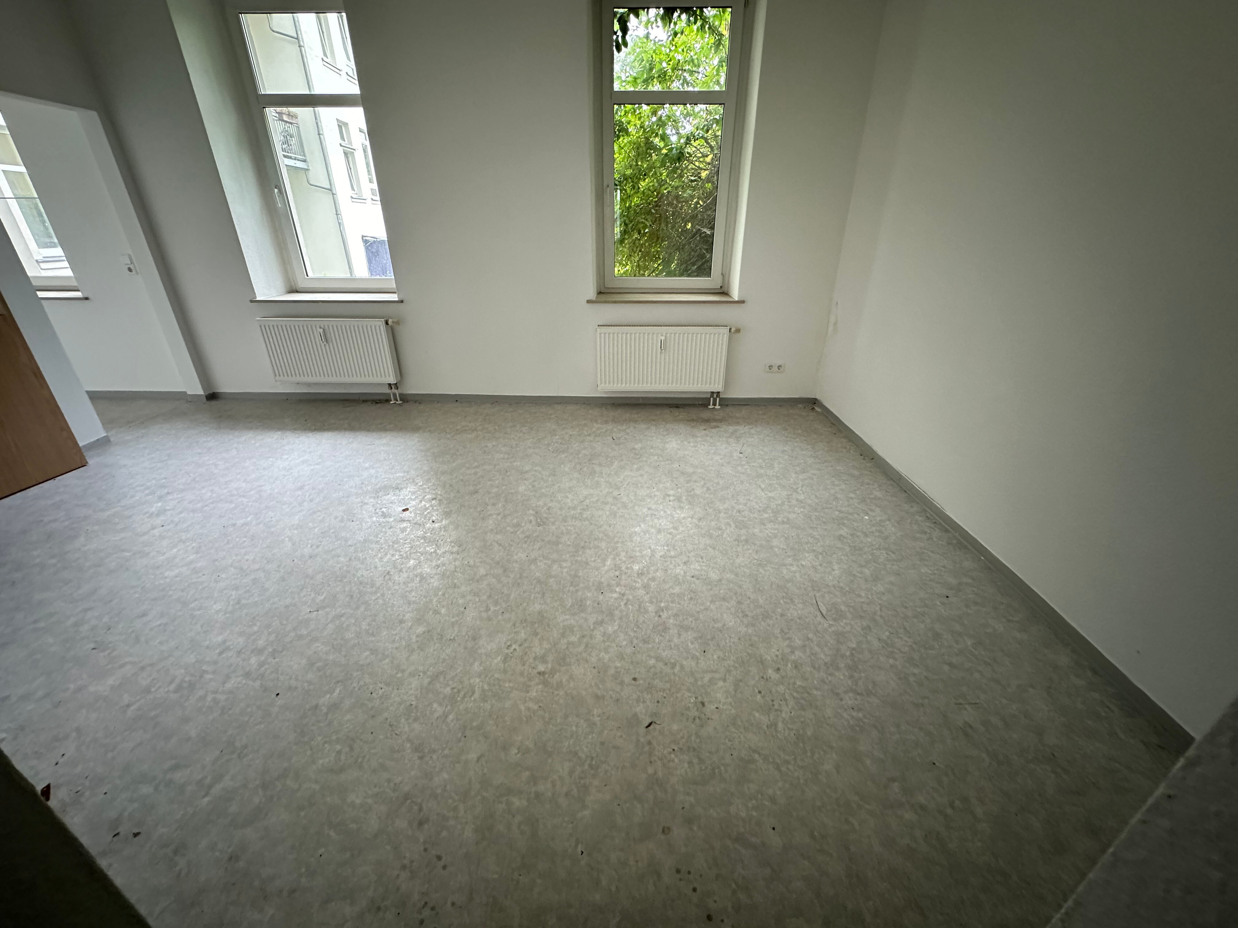 Wohnung zur Miete 250 € 12 Zimmer 52,7 m²<br/>Wohnfläche Limbacher Straße 81 Kaßberg 914 Chemnitz 09113