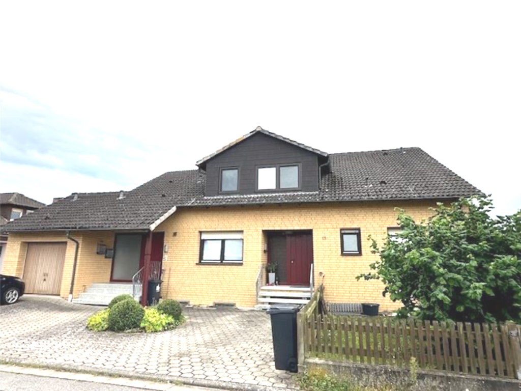 Mehrfamilienhaus zum Kauf 550.000 € 10 Zimmer 316 m²<br/>Wohnfläche 705 m²<br/>Grundstück Seßlach Seßlach 96145