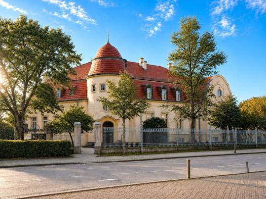 Haus zum Kauf 290.000 € 20 Zimmer 2.257 m² Grundstück Villa in Bautzen, Löhrstraße 33 Temritz Bautzen 02625