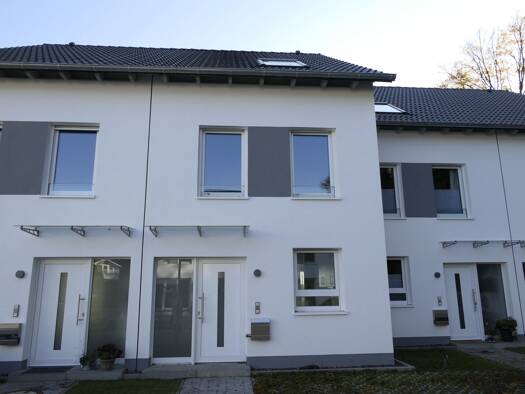 Reihenmittelhaus zur Miete 2.068 € 5 Zimmer 141,2 m² 150 m² Grundstück Timmerplatz 5b Eckel Rosengarten 21224