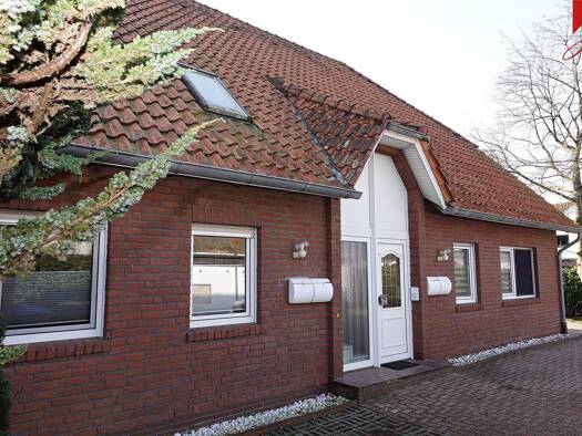 Mehrfamilienhaus zum Kauf als Kapitalanlage geeignet 498.000 € 12 Zimmer 304,6 m² 600 m² Grundstück Innenstadt Aurich 26603