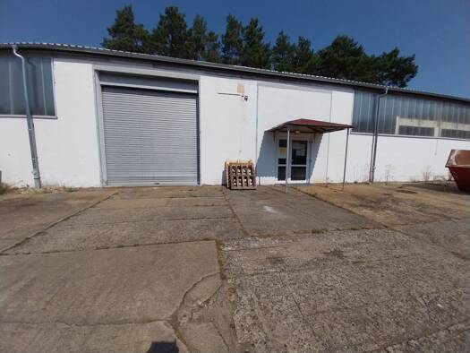 Lagerhalle zur Miete provisionsfrei 715,3 m² Lagerfläche Hoyerswerda Hoyerswerda 02977