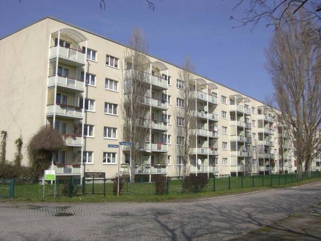 Wohnung zur Miete 379 € 3 Zimmer 56,1 m² 4. Geschoss frei ab 04.06.2025 Thomas-Mann-Str. 17 Wiesengrund / Zur Pappel Magdeburg 39114