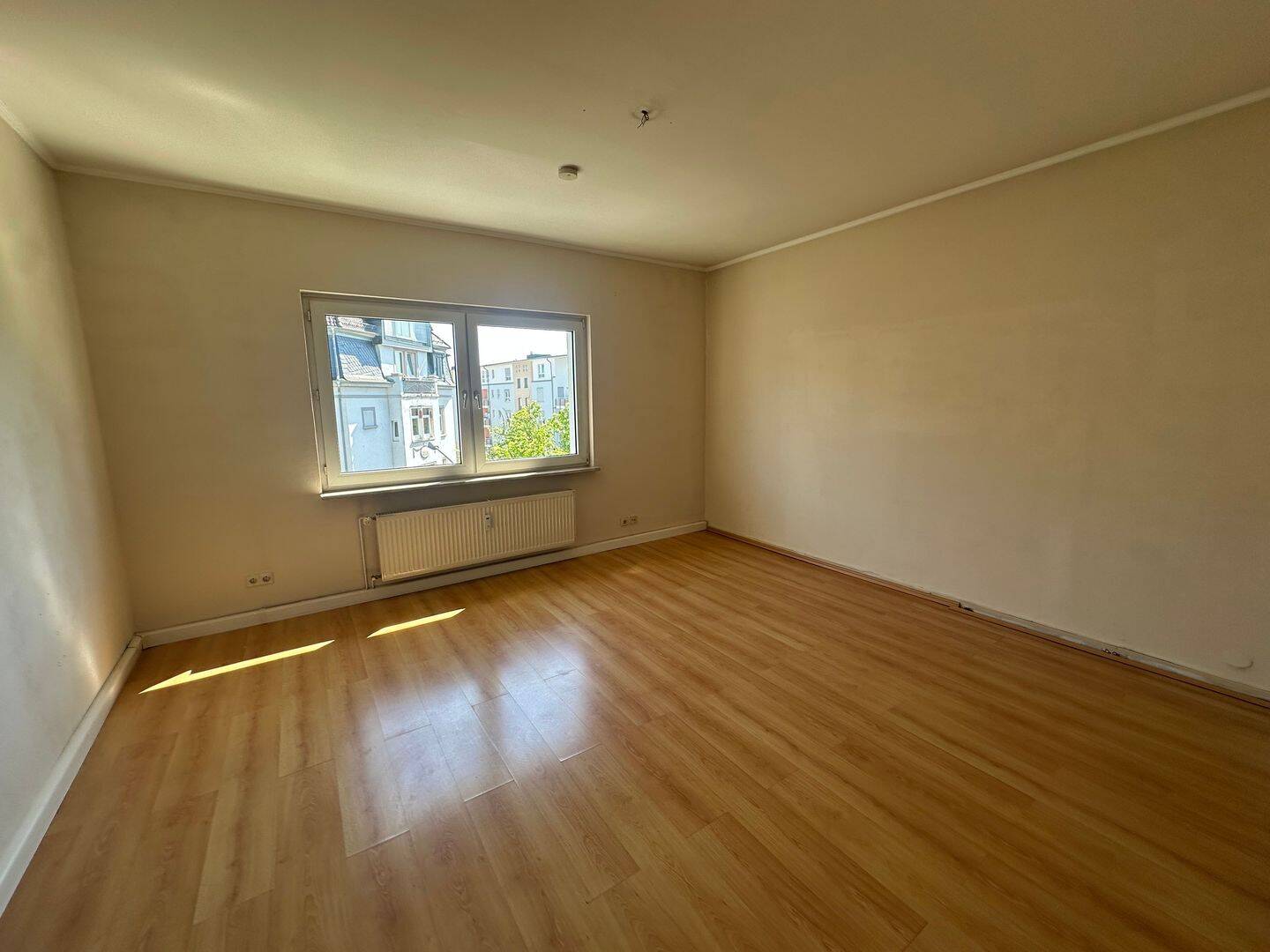 Property thumbnail 7