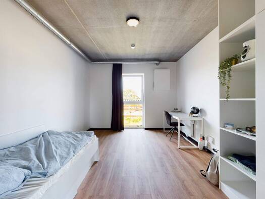 WG-Zimmer zur Miete Wohnen auf Zeit nur mit Wohnberechtigungsschein 561 € 22,9 m² 2. Geschoss frei ab 01.01.2026 Gummersbacher Straße 31b Deutz Köln 50679