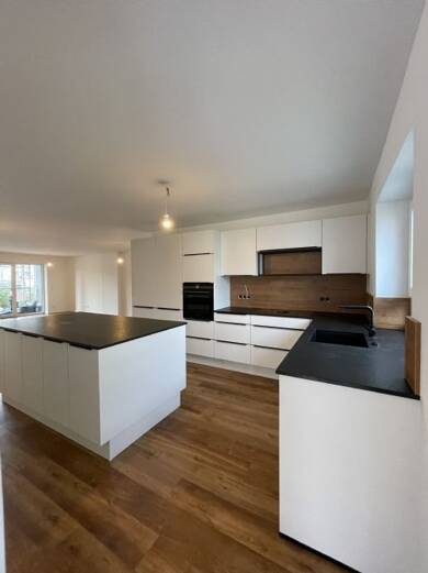 Wohnung zur Miete 1.850 € 6 Zimmer 170 m² EG frei ab sofort Lindenstraße 2 Deggendorf Deggendorf 94469