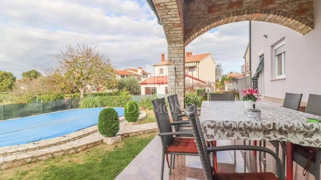 Haus zum Kauf 790.000 € 11 Zimmer 160 m² Veli vrh, Pula Veli Vrh - Industrijska zona