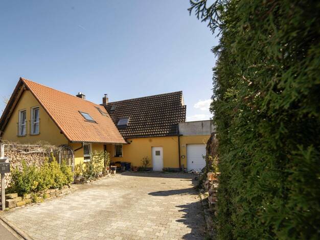 Einfamilienhaus zum Kauf 6 Zimmer 253 m² 728 m² Grundstück Wonfurt Wonfurt 97539