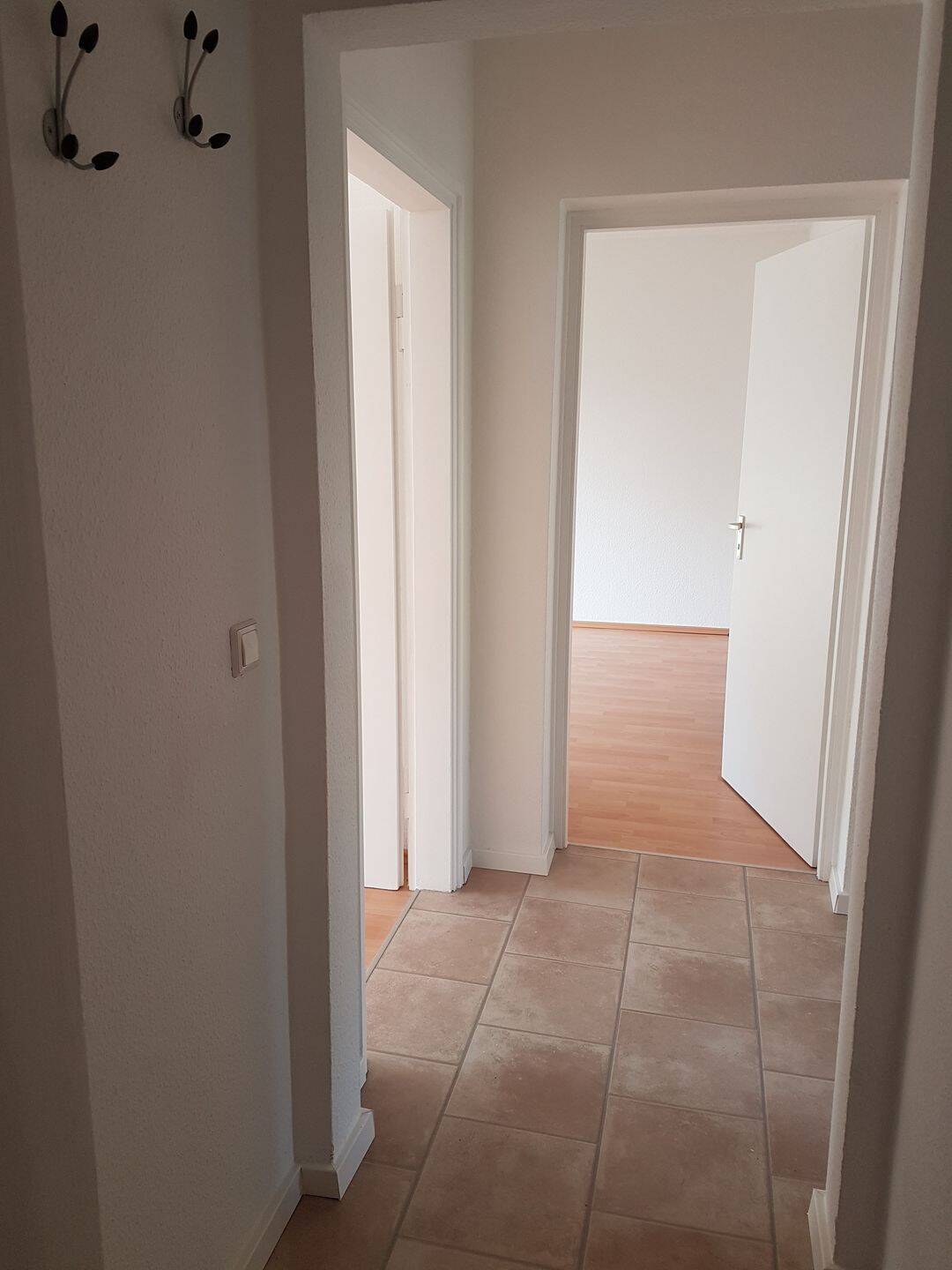 Lichtdurchflutete 2-Zi-Wohnung mit Süd-/Westbalkon in der Nähe des Wöhrder See – Bauvereinstraße 21, 90489 Nürnberg – Vorschaubild 4