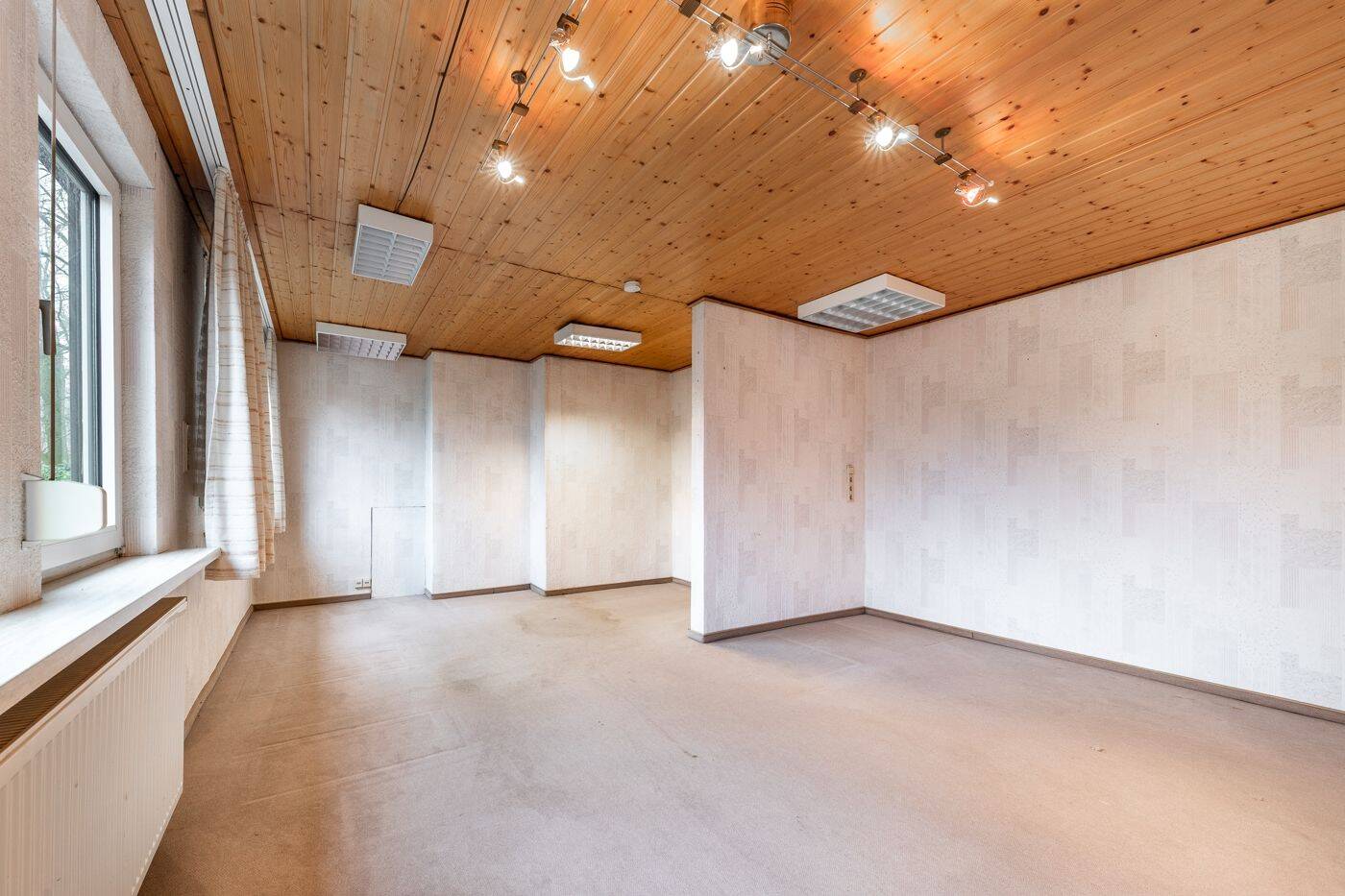 Einfamilienhaus zum Kauf - Mehr