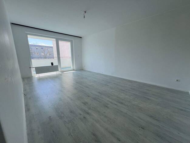 Studio zum Kauf 102.500 € 4 Zimmer 94 m² Innenstadt Detmold 32756