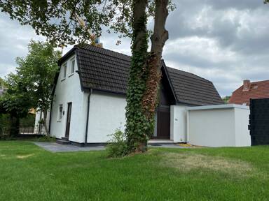 Doppelhaushälfte zur Miete 1.390 € 3 Zimmer 124 m² Kirchhuchting Bremen 28259