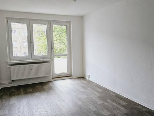 Wohnung zur Miete 312 € 2 Zimmer 51,2 m² 2. Geschoss frei ab 01.11.2026 Dequeder Straße 16 Neue Neustadt Magdeburg 39124