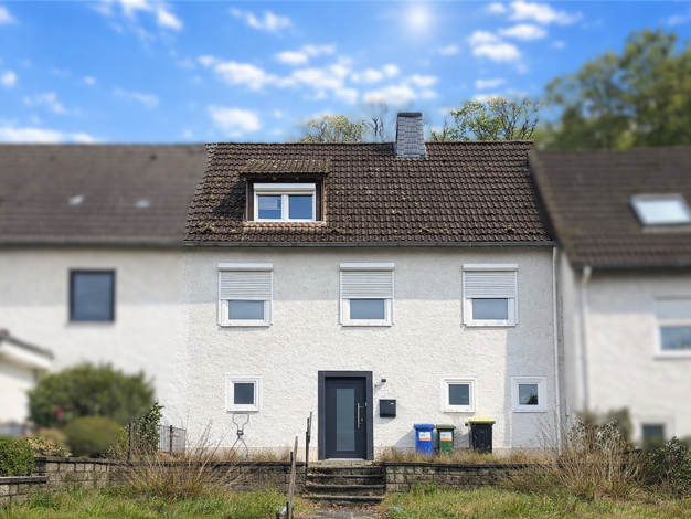 Reihenmittelhaus zum Kauf 210.000 € 4 Zimmer 115,7 m² 420 m² Grundstück frei ab sofort Gebhardshagen Salzgitter 38229