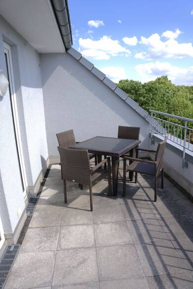 Wohnung zum Kauf 221.000 € 2,5 Zimmer 77,4 m² Dachgeschoss, 4. Geschoss Hallestr.40 Brüser Berg Bonn 53125