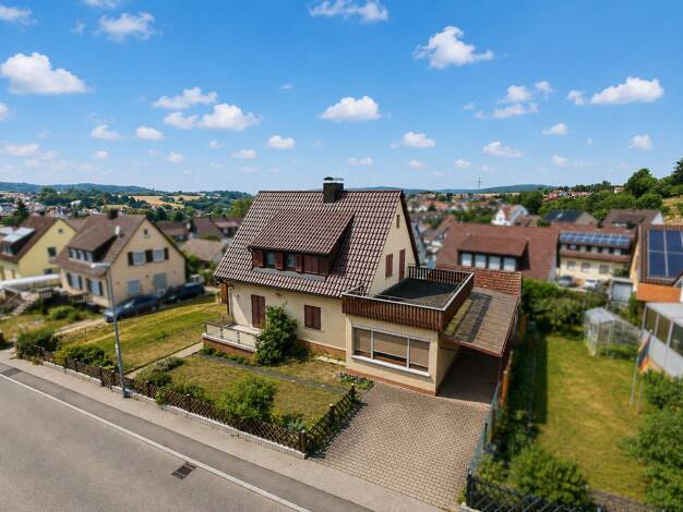 Einfamilienhaus zum Kauf 450.000 € 8 Zimmer 128,5 m² 501 m² Grundstück Hochdorf 73269