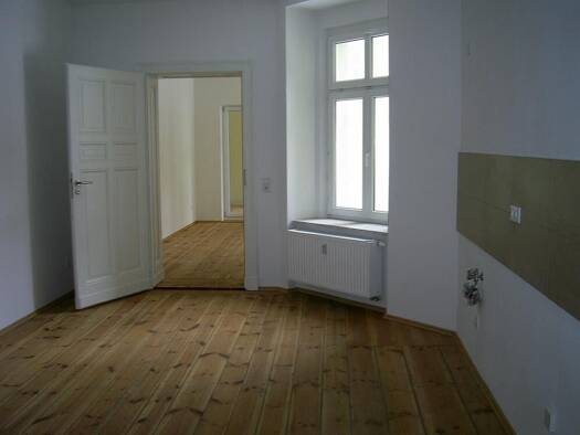 Wohnung zur Miete 758 € 3 Zimmer 111,5 m² 2. Geschoss frei ab 01.11.2026 Emmerichstraße 70 Innenstadt Görlitz 02826