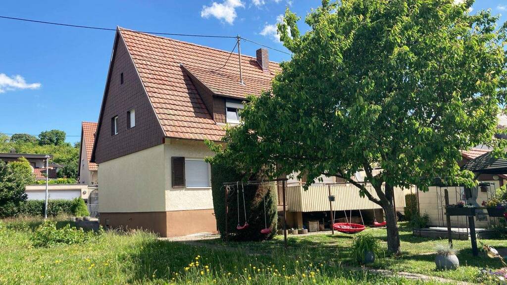 Einfamilienhaus zum Kauf 350.000 ⏠6 Zimmer 130 m² 750 m² Grundstßck frei ab sofort Gßglingen 74363