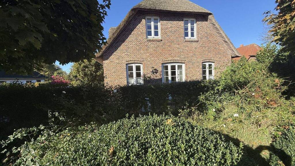 Doppelhaushälfte zum Kauf 229.000 € 3 Zimmer 62 m² 392 m² Grundstück Lindholm Risum-Lindholm 25920