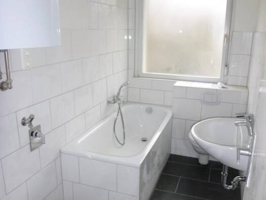 Wohnung zur Miete 619 € 4 Zimmer 65,7 m² EG frei ab 11.09.2026 Hamburger Str. 15 Frohnhausen Stadtbezirk III 45145