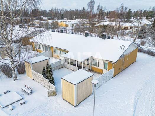 Reihenmittelhaus zum Kauf 177.000 € 3 Zimmer 79 m² 8.850 m² Grundstück Heinämiehentie 2 Tampere 33340