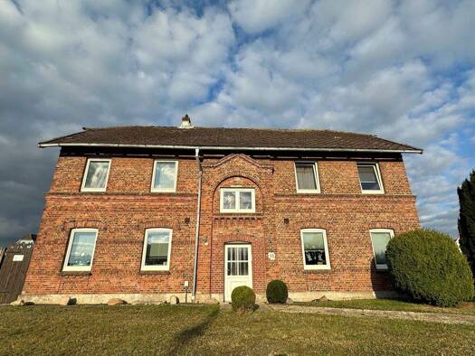 Mehrfamilienhaus zum Kauf 469.000 € 8 Zimmer 180 m² 1.341 m² Grundstück Moorrege 25436