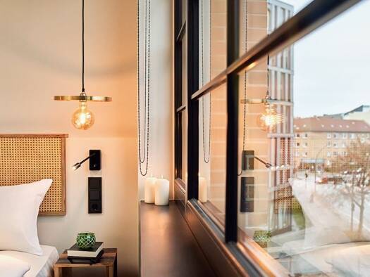 Wohnung zur Miete 2.800 € 1 Zimmer 21 m² 1. Geschoss Winterhude Hamburg 22299